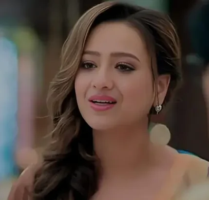 Madalsa Sharma as Kavya Shah